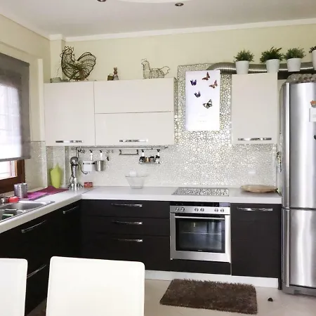 度假居 Seafront House With Garden 伊里斯斯