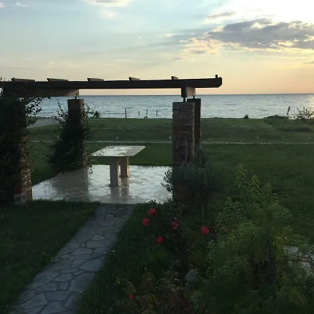 Seafront House With Garden * Иериссос